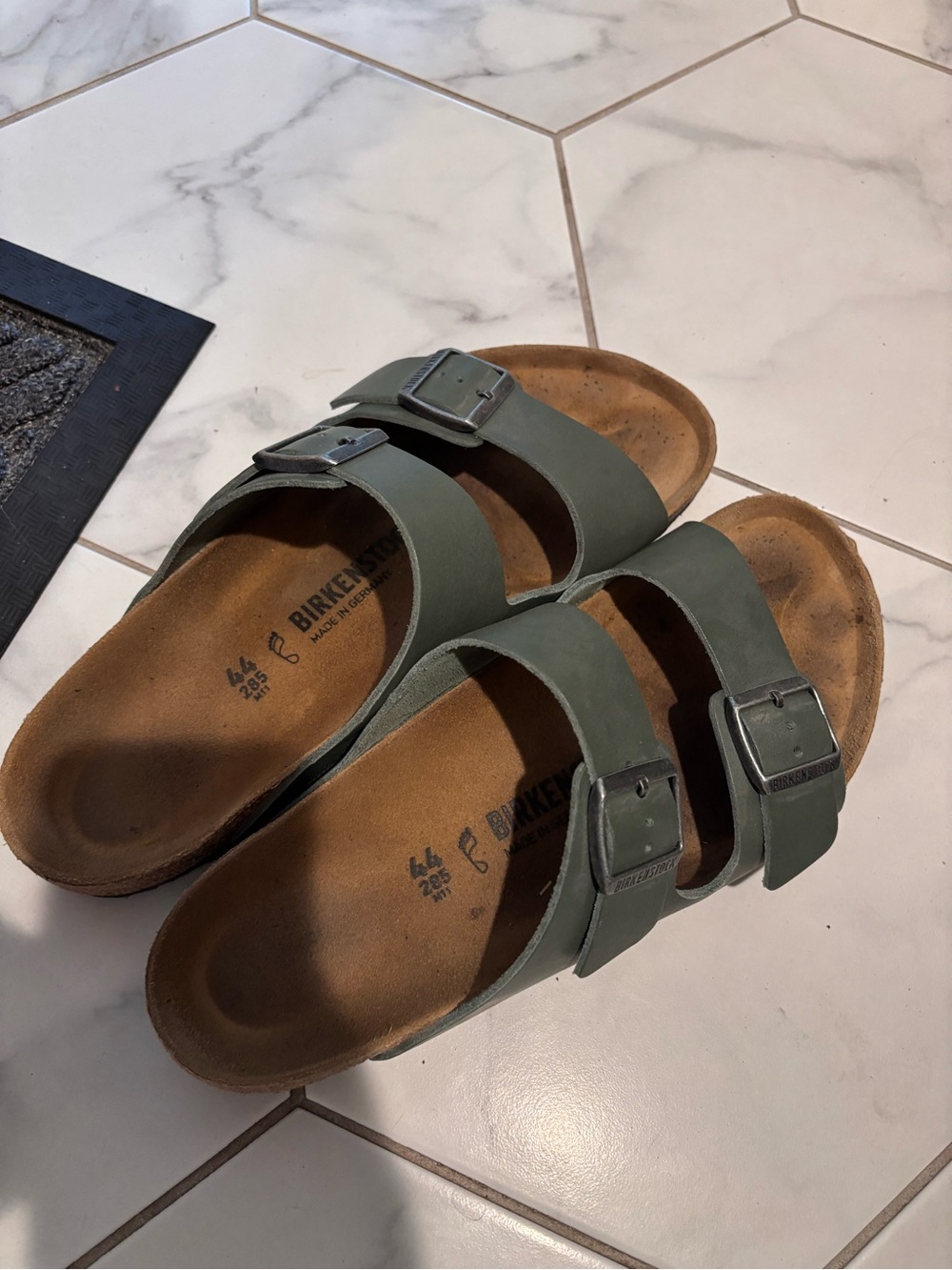 Birkenstock Arizona Double-Buckle Sandals in Olive